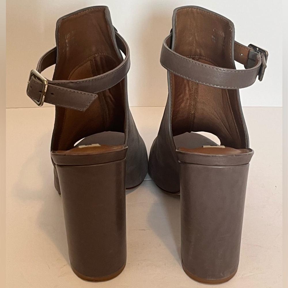 Steve Madden Gray Peep-Toe Block Heel Sandals - Picture 7 of 15